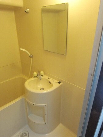 グリーンハイム是政の物件内観写真